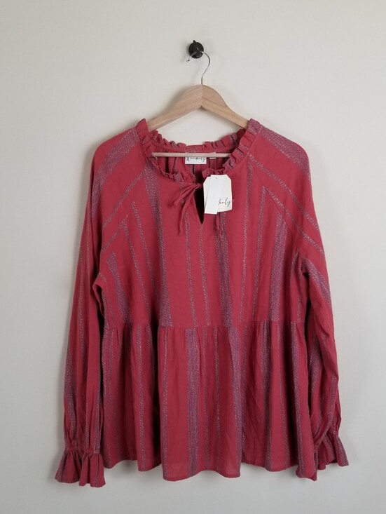 Wonderly Tops - Wonderly Peplum Ruffle Top Size XL NWT